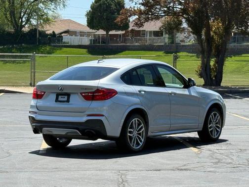 Glacier Silver Metallic 2017 BMW X4 M40i