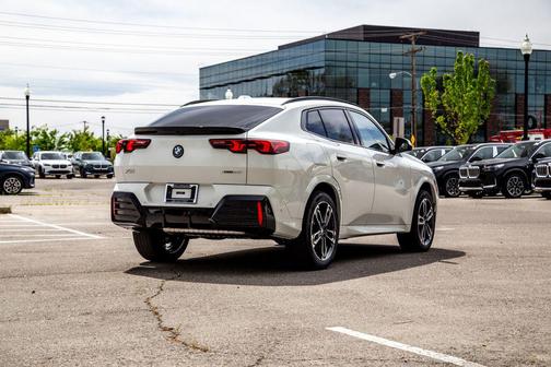 2026 BMW X2 xDrive28i