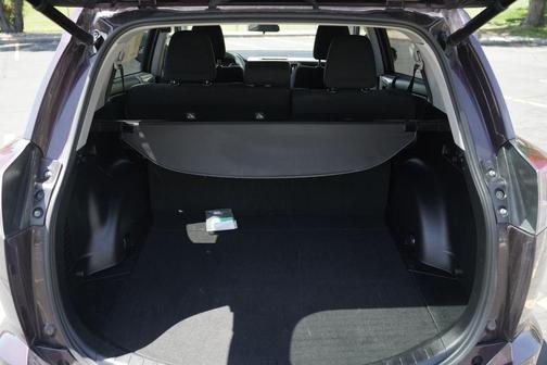 Black Currant Metallic 2016 Toyota RAV4 XLE