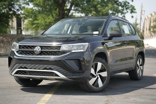 Deep Black Pearl 2024 Volkswagen Taos 1.5T S