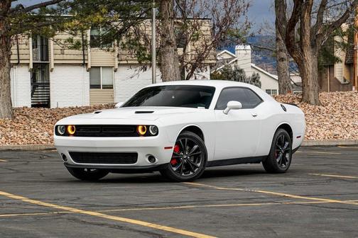 2020 Dodge Challenger SXT