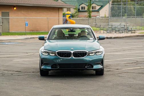 2021 BMW 330 xDrive