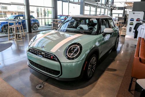 2026 MINI Hardtop Cooper S