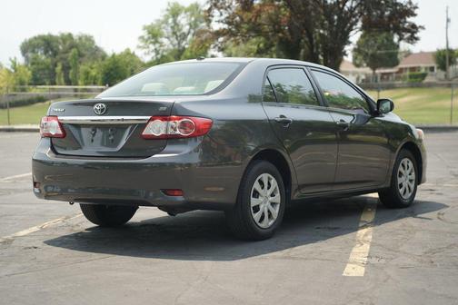 Magnetic Gray Metallic 2011 Toyota Corolla LE