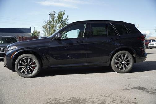 Carbon Black Metallic 2026 BMW X5 xDrive40i