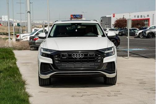 2020 Audi Q8 55 Prestige