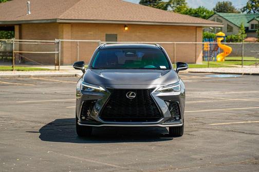 2025 Lexus NX 450h+ F SPORT Handling