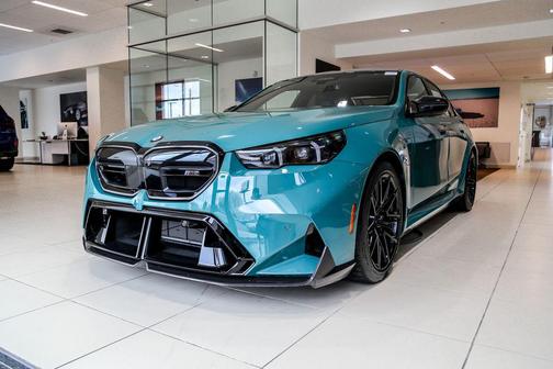 Special Order Color 2026 BMW M5 Base