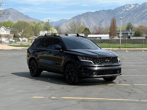Ebony Black 2022 Kia Sorento SX