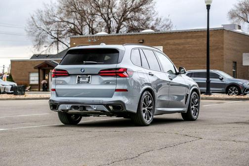 Brooklyn Grey Metallic 2026 BMW X5 PHEV xDrive50e