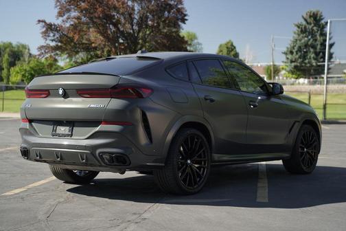 Dravit Grey Metallic 2024 BMW X6 M60i