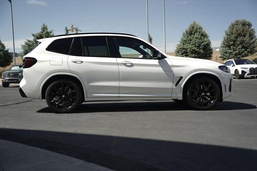 Alpine White 2023 BMW X3 M40i