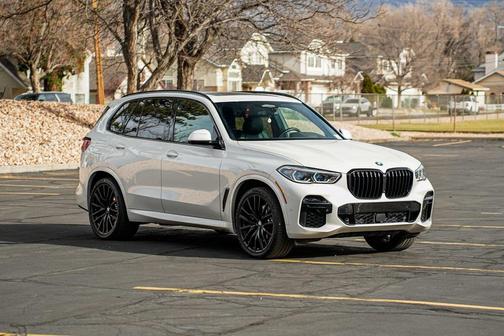 2023 BMW X5 xDrive40i