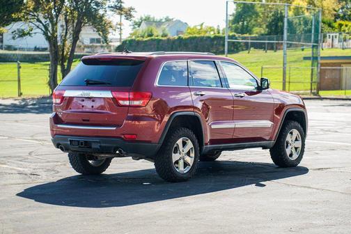 Inferno Red Crystal Pearlcoat 2011 Jeep Grand Cherokee Overland