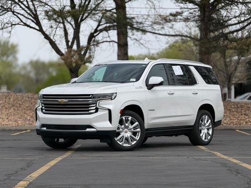 Iridescent Pearl Tricoat 2021 Chevrolet Tahoe 4WD High Country