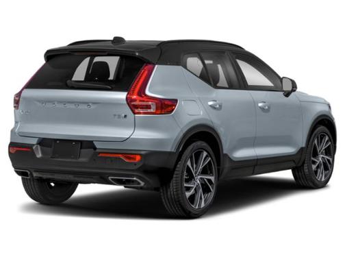Crystal White 2019 Volvo XC40 T5 R-Design