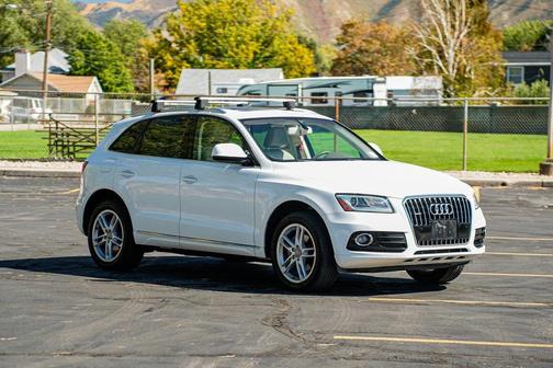 2017 Audi Q5 2.0T Premium Plus