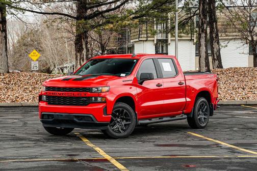 2022 Chevrolet Silverado 1500 Custom