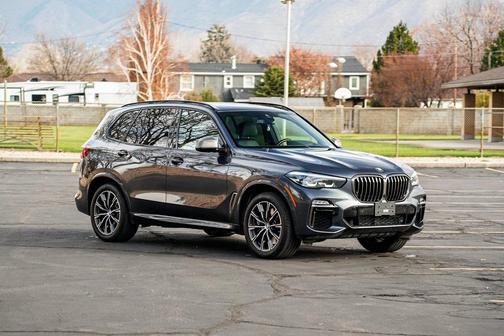 2020 BMW X5 M50i