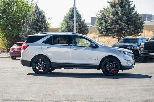 2020 Chevrolet Equinox Premier w/2LZ