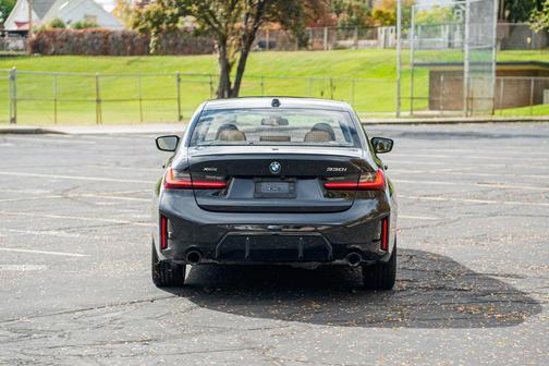2023 BMW 330 xDrive