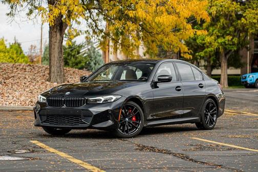 2023 BMW 330 xDrive