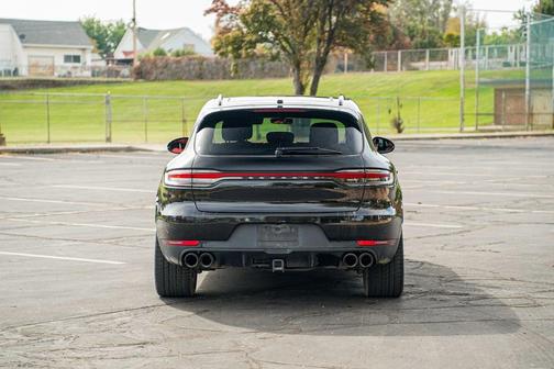 2021 Porsche Macan S