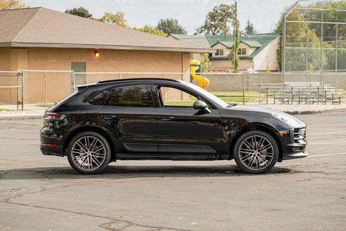 2021 Porsche Macan S
