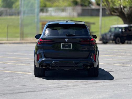 Black Sapphire Metallic 2024 BMW X5 M Base