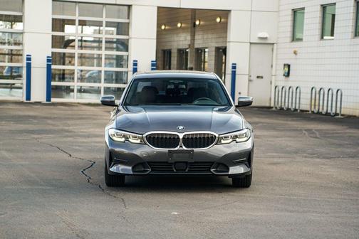 2019 BMW 330 xDrive