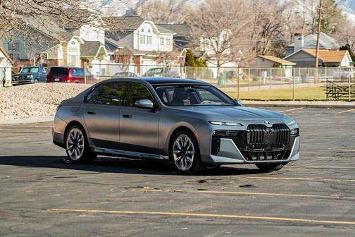 2023 BMW 760 i xDrive