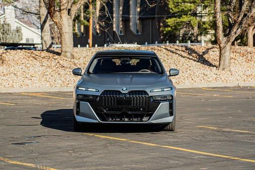 2023 BMW 760 i xDrive