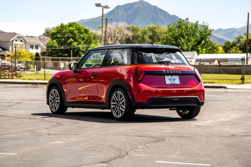 Chili Red 2026 MINI Hardtop Cooper