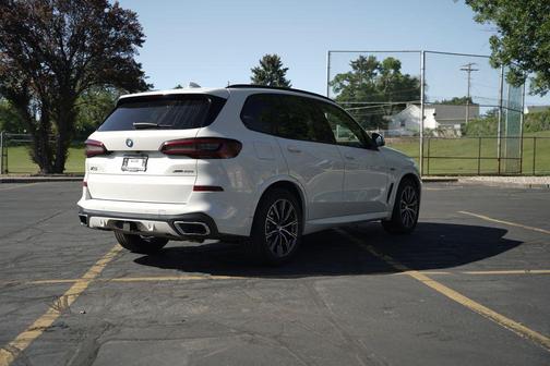 Alpine White 2022 BMW X5 PHEV xDrive45e