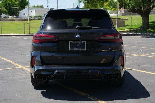 Black Sapphire Metallic 2022 BMW X5 M Base