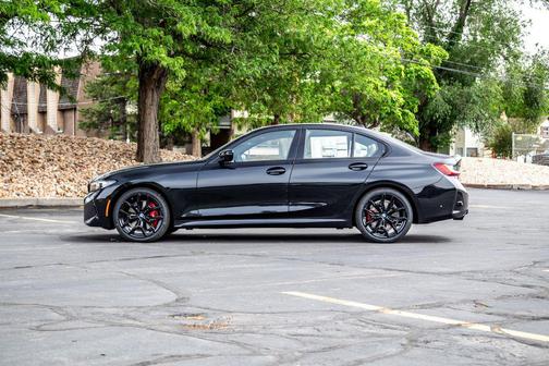 Black Sapphire Metallic 2026 BMW 330 xDrive