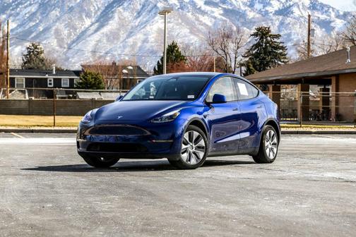 2024 Tesla Model Y Long Range Dual Motor All-Wheel Drive