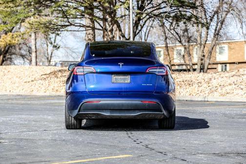 2024 Tesla Model Y Long Range Dual Motor All-Wheel Drive