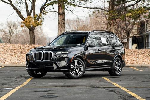 2023 BMW X7 xDrive40i