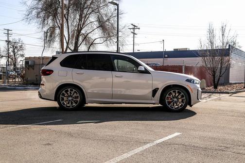 2026 BMW X5 PHEV xDrive50e