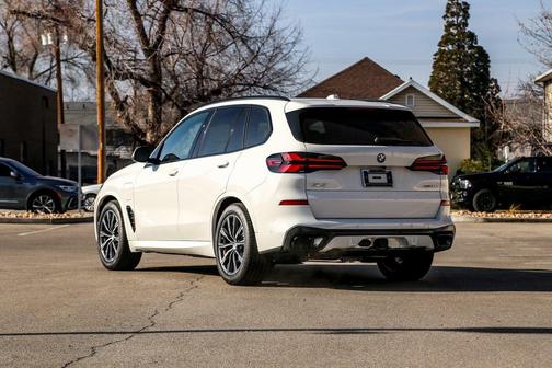 2026 BMW X5 PHEV xDrive50e