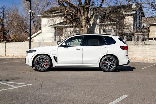 2026 BMW X5 PHEV xDrive50e
