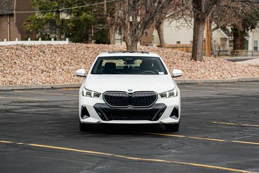 2025 BMW 530 xDrive
