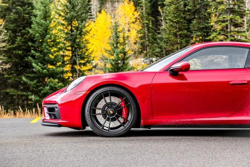 2022 Porsche 911 Carrera GTS