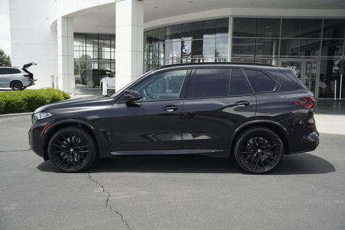 Black Sapphire Metallic 2024 BMW X5 M60i