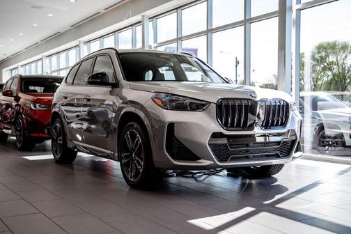 Space Silver Metallic 2026 BMW X1 xDrive28i