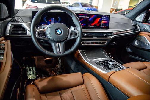 Skyscraper Grey Metallic 2026 BMW X5 M60i
