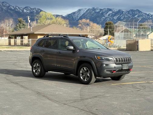 2019 Jeep Cherokee Trailhawk