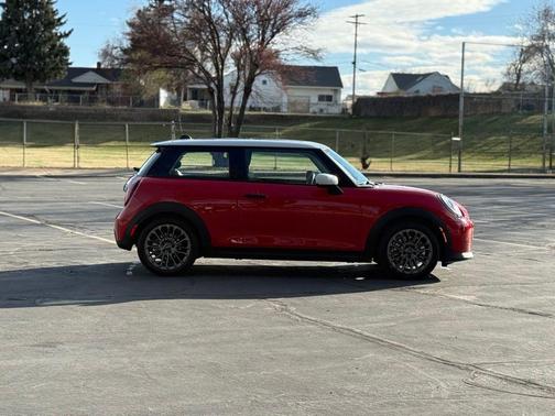 Chili Red 2026 MINI Hardtop Cooper