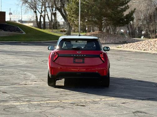 Chili Red 2026 MINI Hardtop Cooper